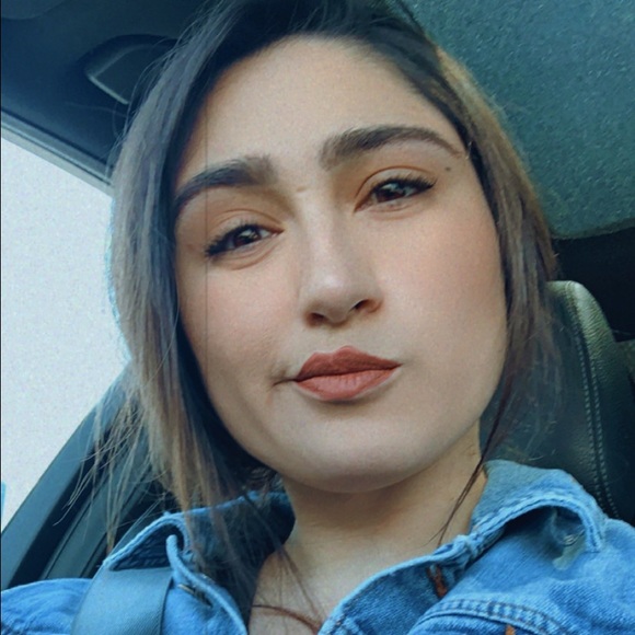 Meet your Posher, Victoria - Picture 3 of 3